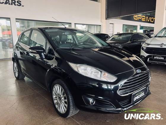 FORD FIESTA 1.6 SE HATCH 16V FLEX 4P POWERSHIFT FORD FIESTA 1.6 SE HATCH 16V FLEX 4P POWERSHIFT